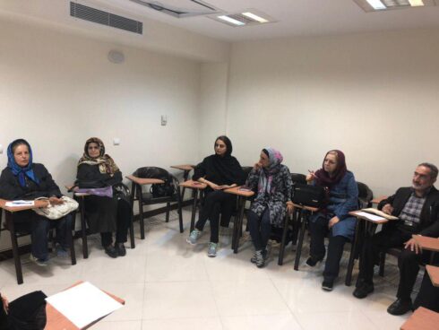 کلاس آموزش مراقبین