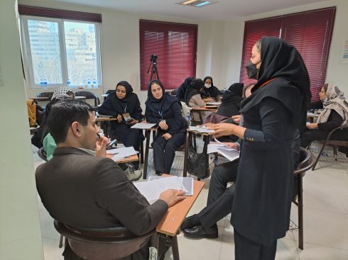 آموزش آموزش دهندگان مراقبت از افراد مبتلا به دمانس