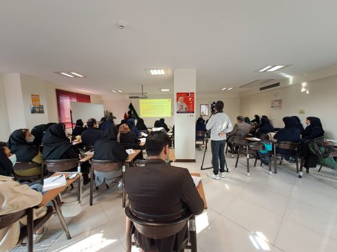 آموزش آموزش دهندگان مراقبت از افراد مبتلا به دمانس