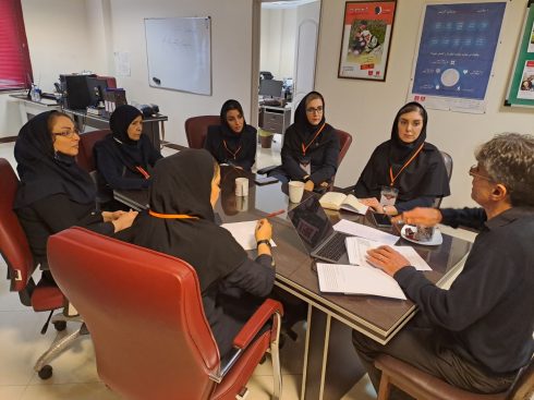 آموزش آموزش دهندگان مراقبت از افراد مبتلا به دمانس