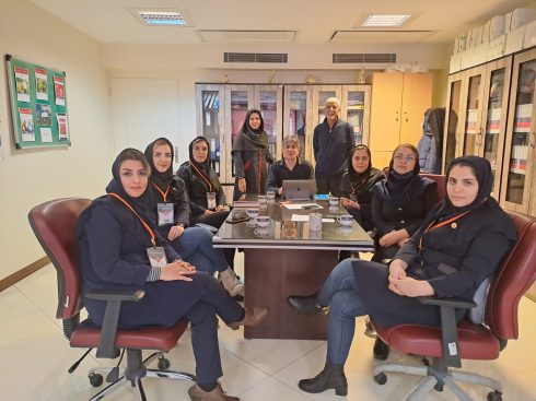 آموزش آموزش دهندگان مراقبت از افراد مبتلا به دمانس