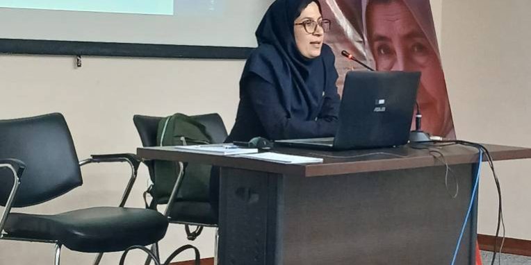 برگزاری کارگاه آموزشی پیشگیری از دمانس و آلزایمر و حفظ سلامت مغز در پژوهشگاه میراث فرهنگی (2) برگزاری کارگاه آموزشی پیشگیری از دمانس و آلزایمر و حفظ سلامت مغز در پژوهشگاه میراث فرهنگی